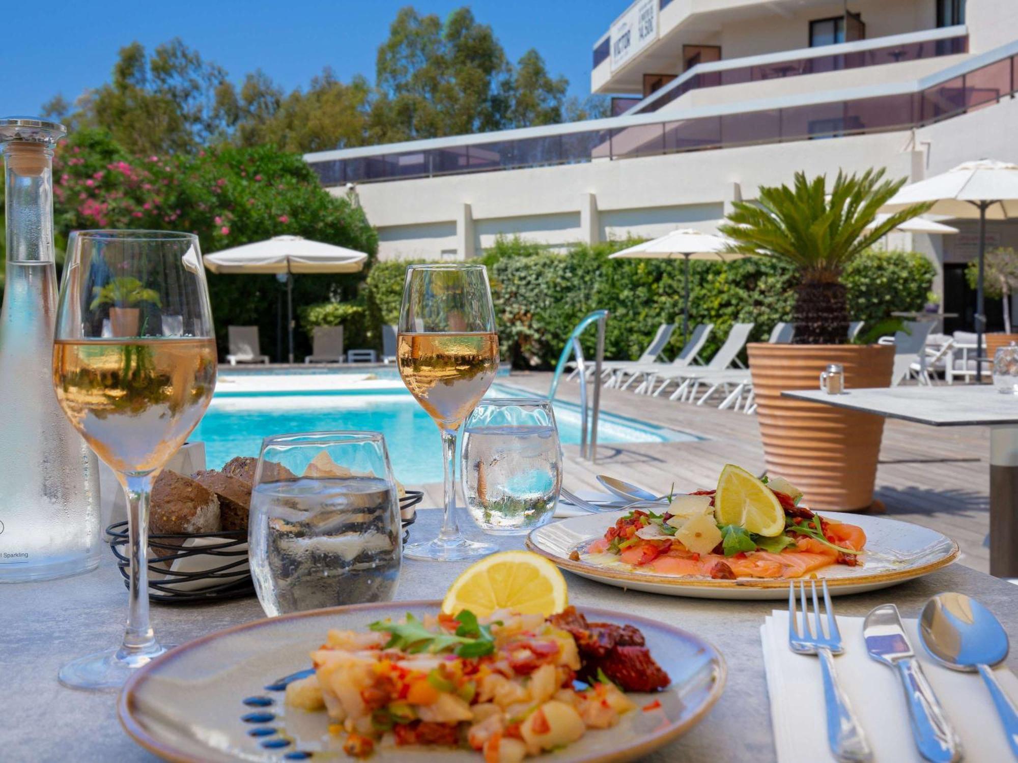 Mercure Hyeres Centre Cote D'Azur Екстер'єр фото