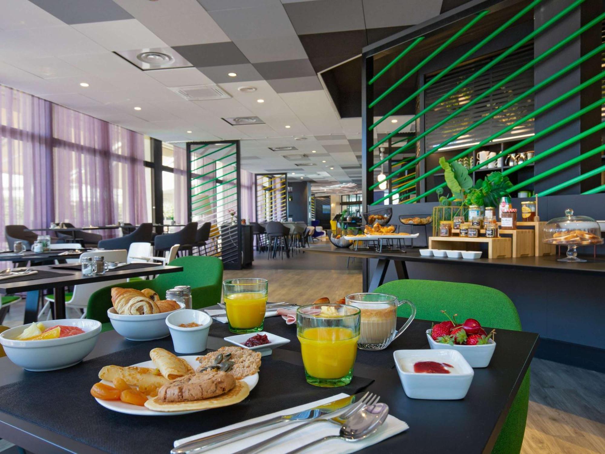 Mercure Hyeres Centre Cote D'Azur Екстер'єр фото